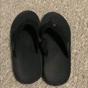 Boys rainbow flip flops